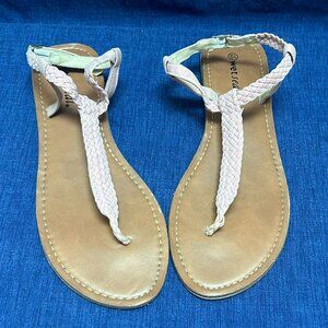 Wet Seal Coral Suede Braided T-Strap Sandals Sz 10